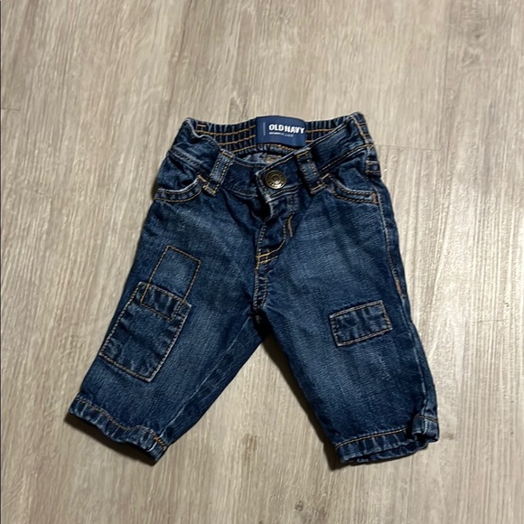 4/$30 Old Navy Kids Blue Denim Jeans 0-3M - Picture 1 of 1